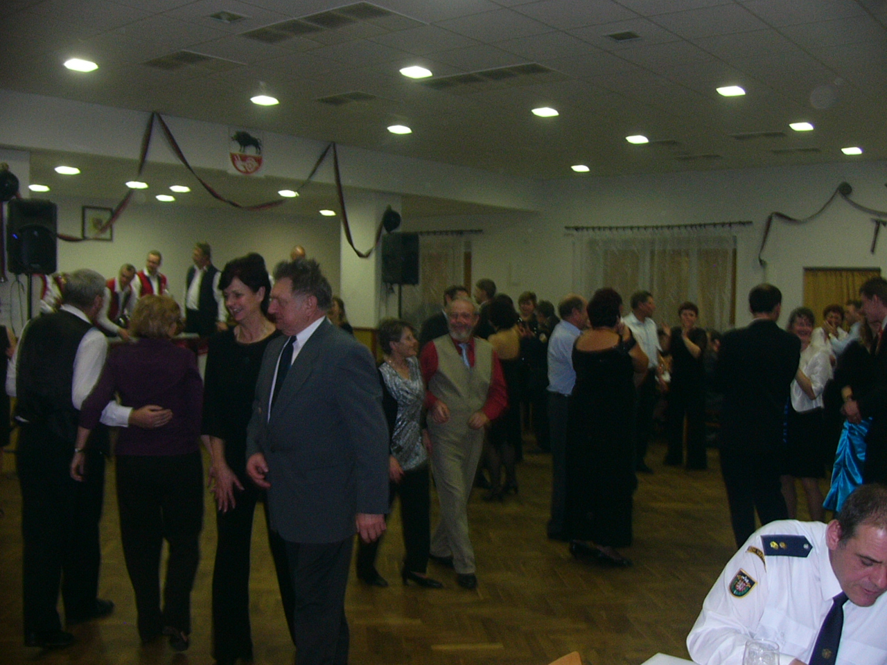 Hasičský ples a karneval 2010 010.jpg