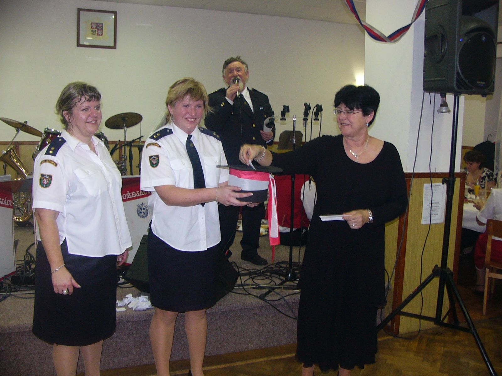 Hasičský ples a karneval 2010 027.jpg