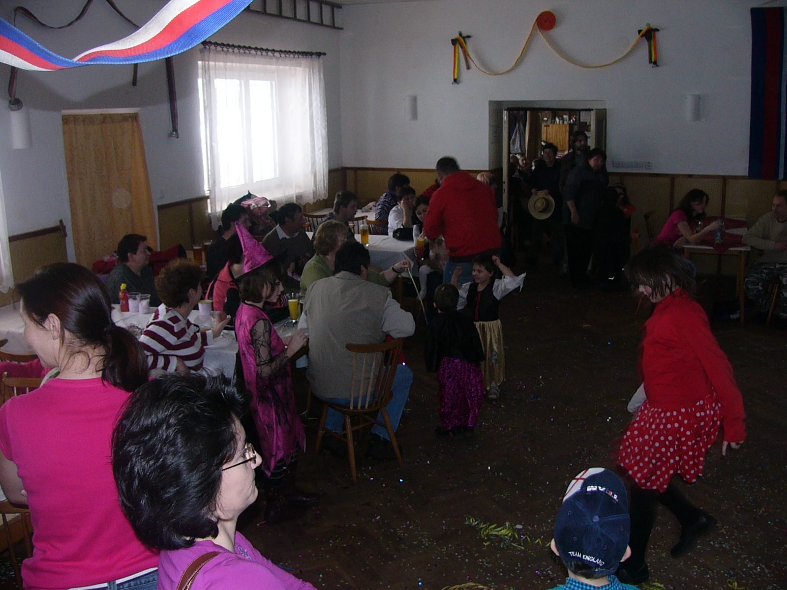 Hasičský ples a karneval 2010 059.jpg