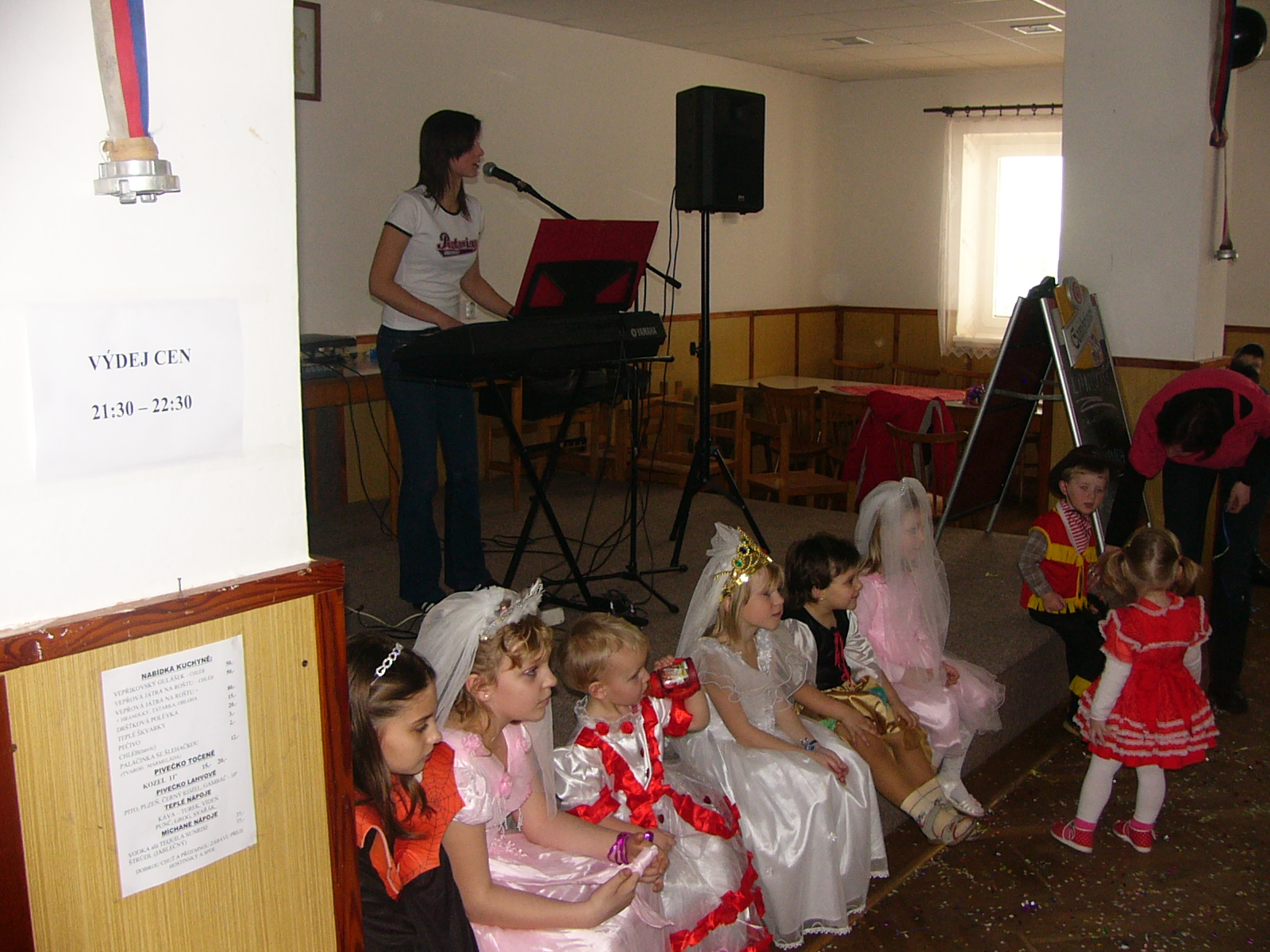Hasičský ples a karneval 2010 062.jpg